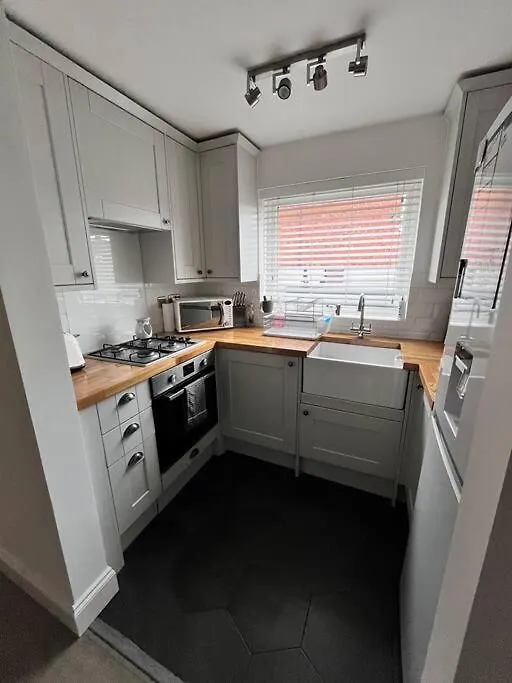 Luxury Ground Floor Maisonette Hounslow