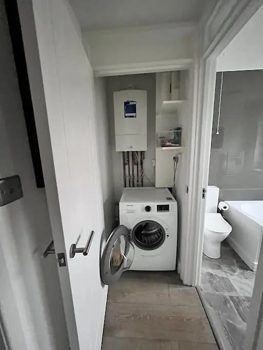 Apartament Luxury Ground Floor Maisonette Hounslow